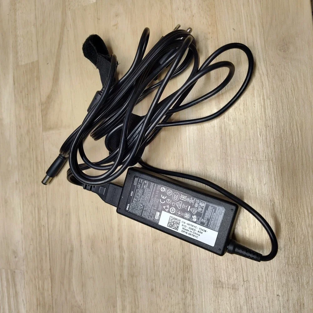 Dell Laptop AC Adapter Charger 65 Watt LA65NS2-01 